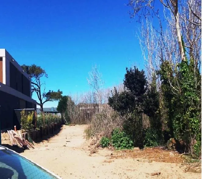En Carilo, lote en venta en calle Avestruz
