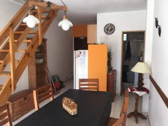TRIPLEX  EN EXCELENTE UBICACIÓN