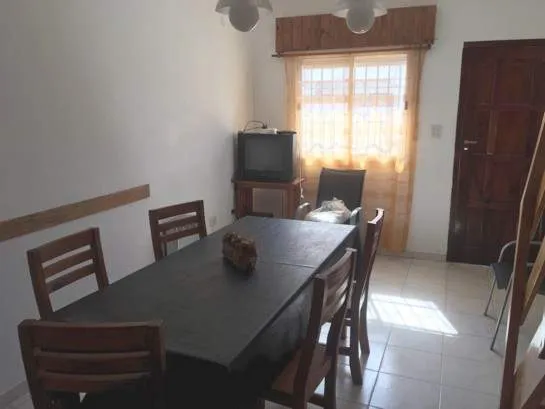 TRIPLEX  EN EXCELENTE UBICACIÓN