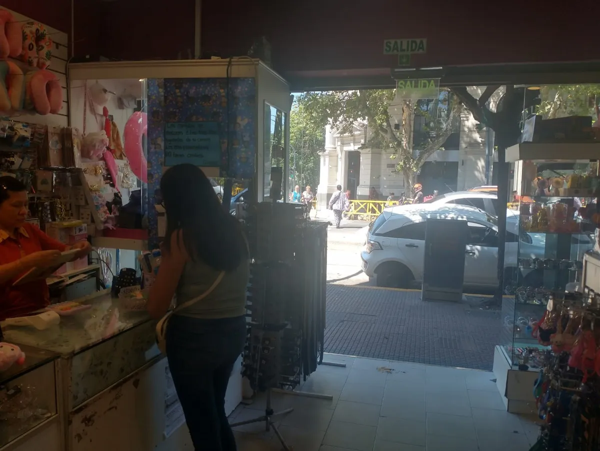 Avenida Caseros 2900 , Parque Patricios, Capital Federal