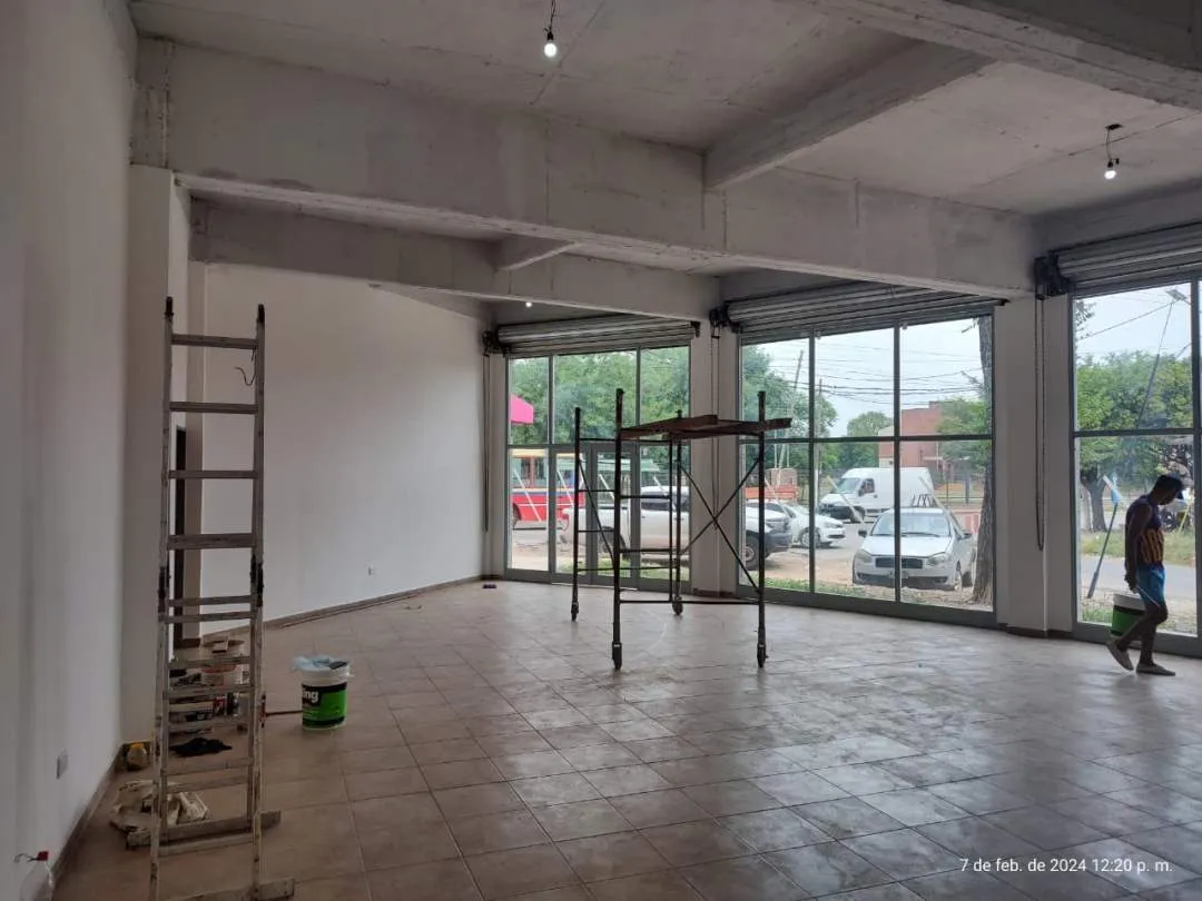 Local comercial en alquiler zona Moreno
