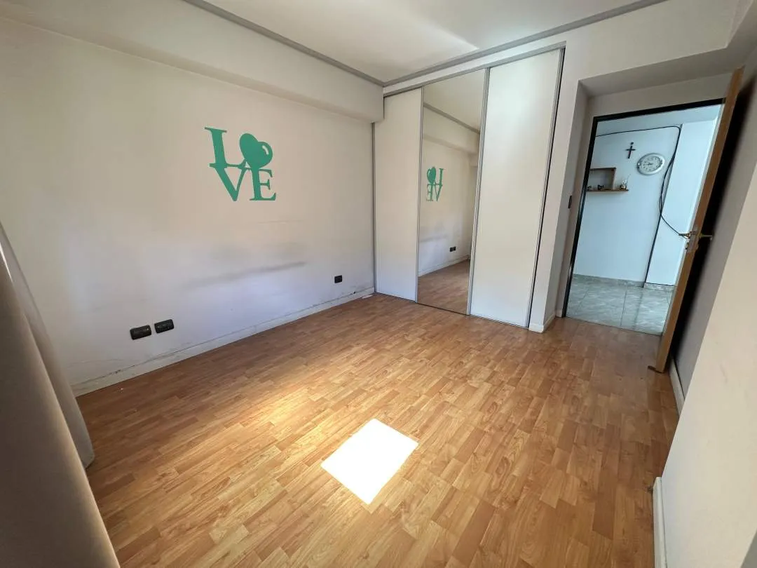 Venta departamento 2 amb planta baja con patio en Ramos Mejia