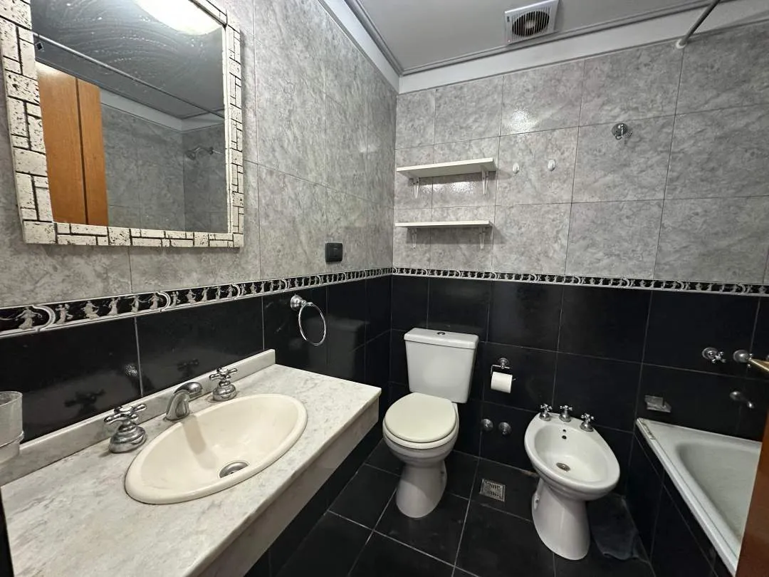 Venta departamento 2 amb planta baja con patio en Ramos Mejia