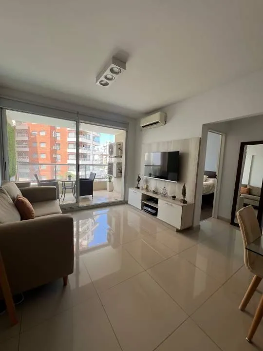 Venta 2 ambientes con balcón, muy luminoso, Villa del Parque