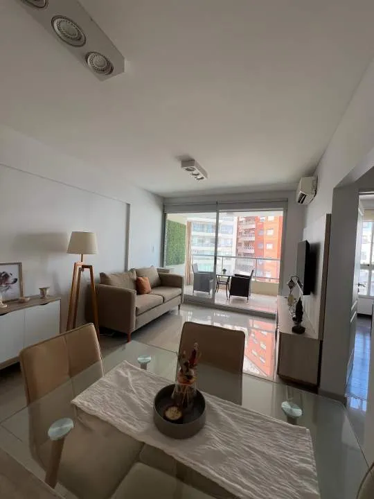 Venta 2 ambientes con balcón, muy luminoso, Villa del Parque
