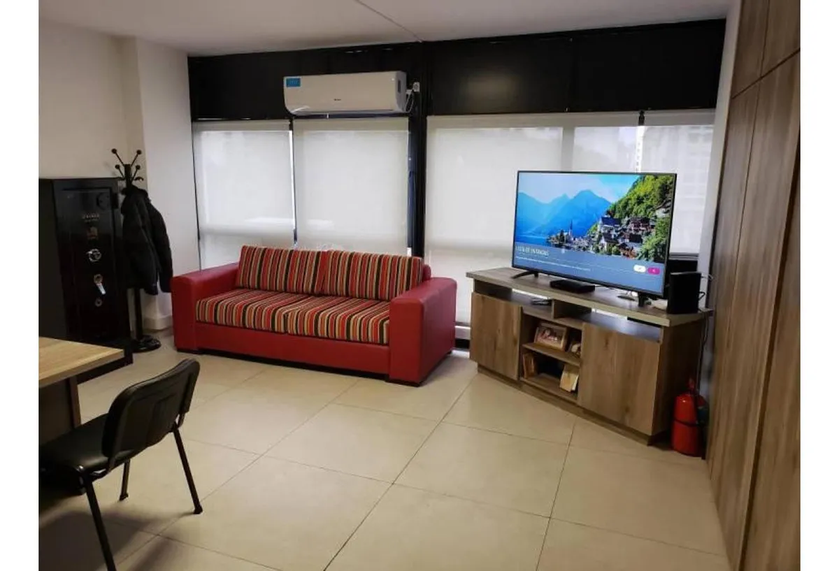 Ofina Comercial En Venta Monserrat