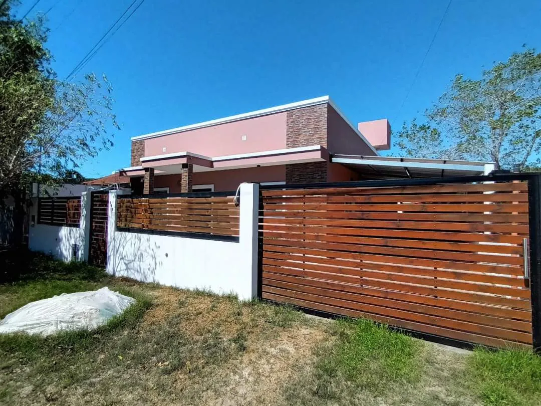 480-VENDE CASA 4 AMBIENTES DE CATEGORIA