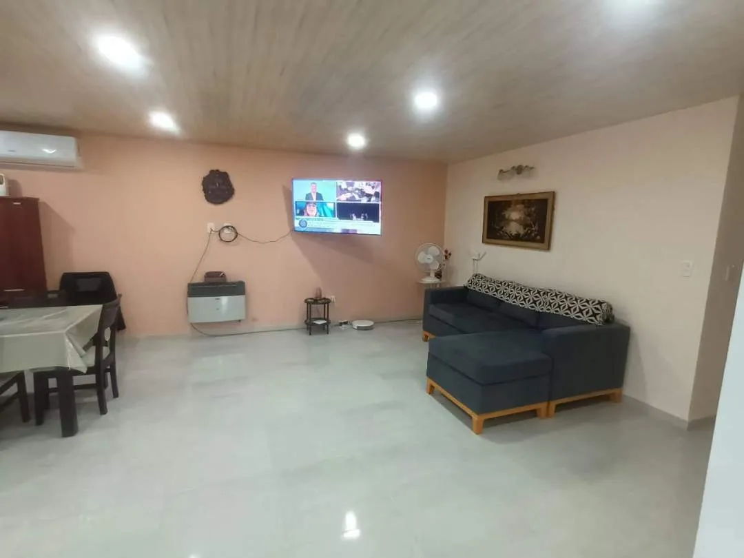 480-VENDE CASA 4 AMBIENTES DE CATEGORIA