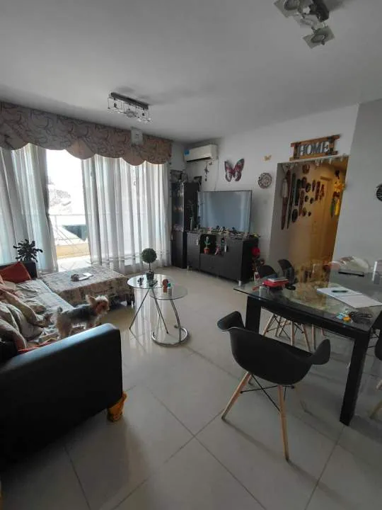 Venta 3 Ambientes con Balcón, Muy Luminoso, Villa del Parque, 2 Baños