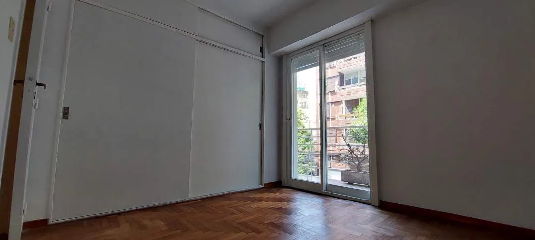 3 ambientes con balcón y lavadero en Palermo