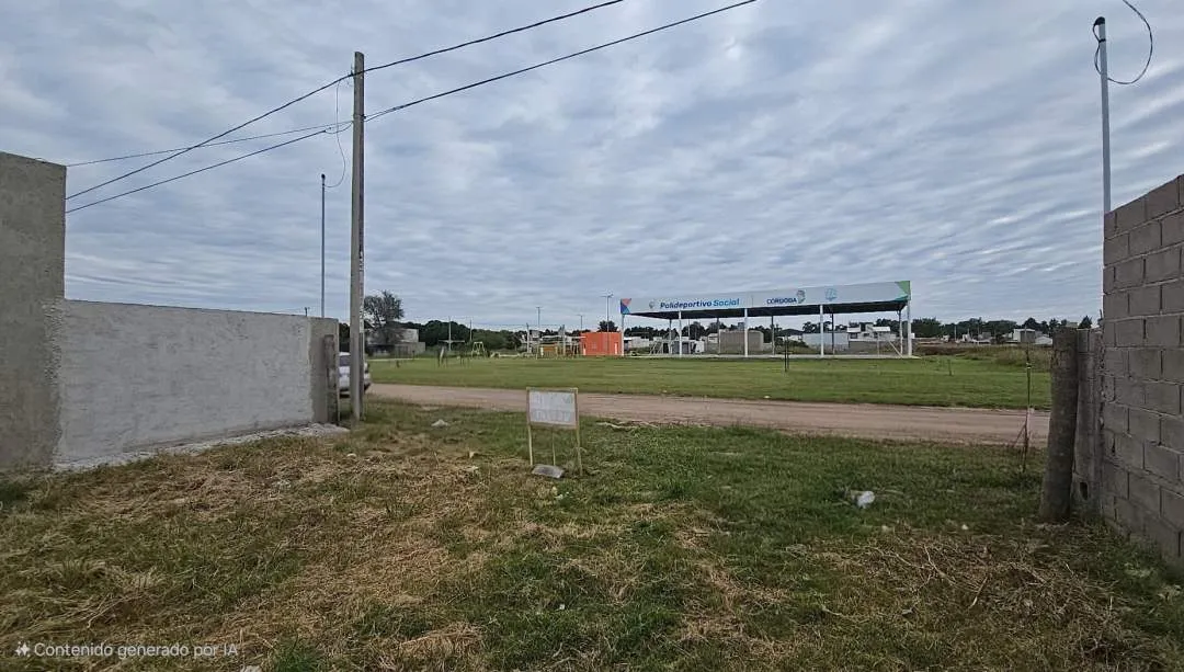 LOTE EN VENTA - 300 METROS CUADRADOS - CALLE ANGELA MARTINEZ 1388