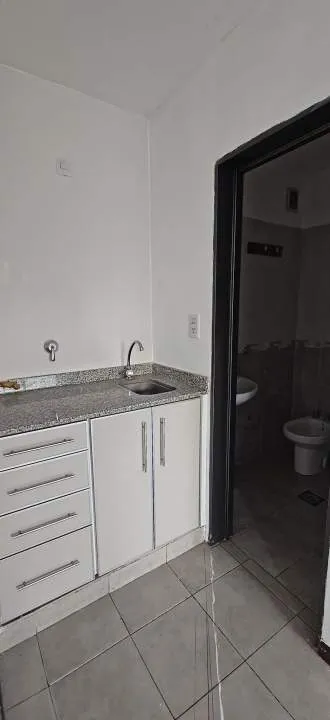 LOCAL COMERCIAL EN VENTA - DIR.: HIPOLITO YRIGOYEN 235, Rio Cuarto.