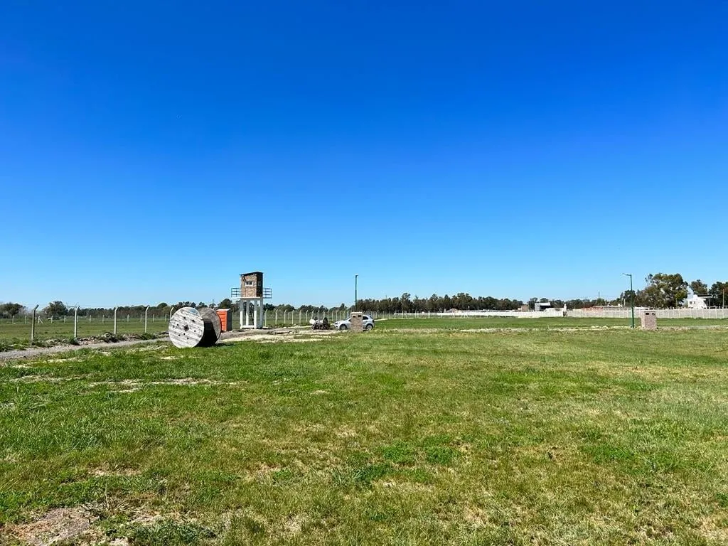 Barrio Laguna Azul, Laguna Azul, Ezeiza