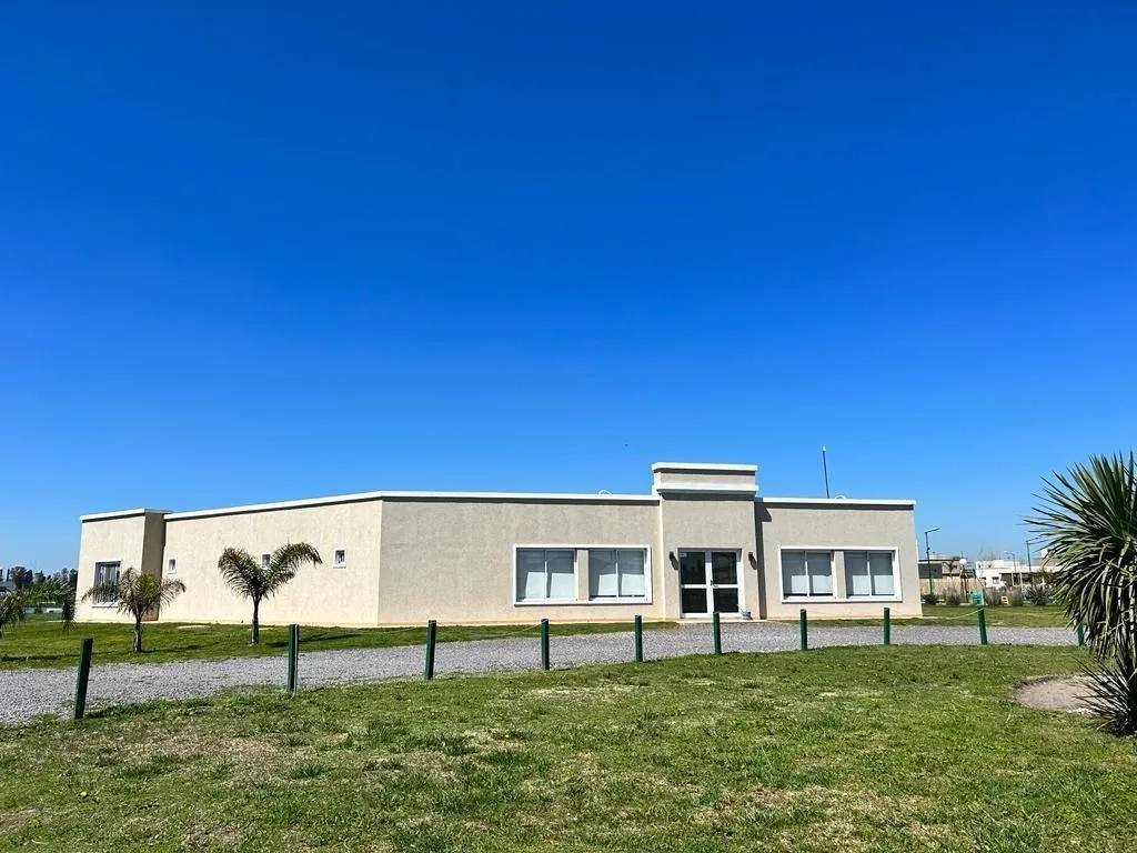 Barrio Laguna Azul, Laguna Azul, Ezeiza