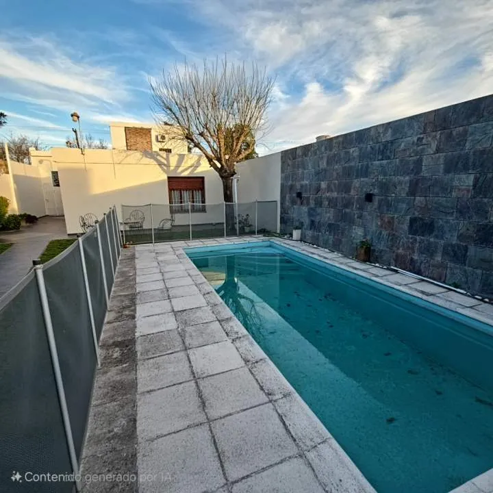 CASA EN VENTA – Ubicada en Banda Norte, Rio Cuarto
