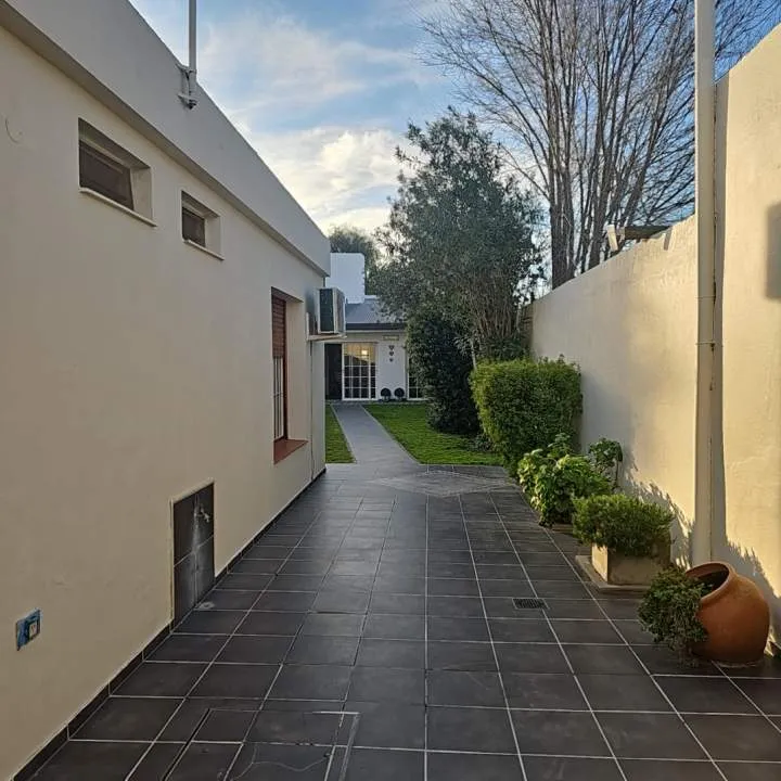 CASA EN VENTA – Ubicada en Banda Norte, Rio Cuarto
