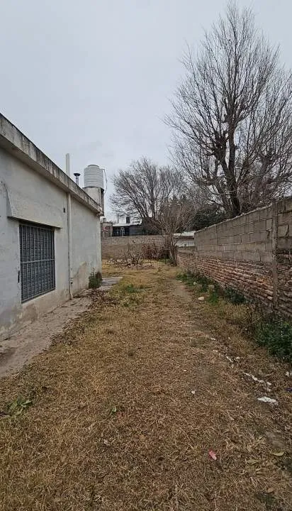CASA EN VENTA - PARA REFACCION - RIO TERCERO 761