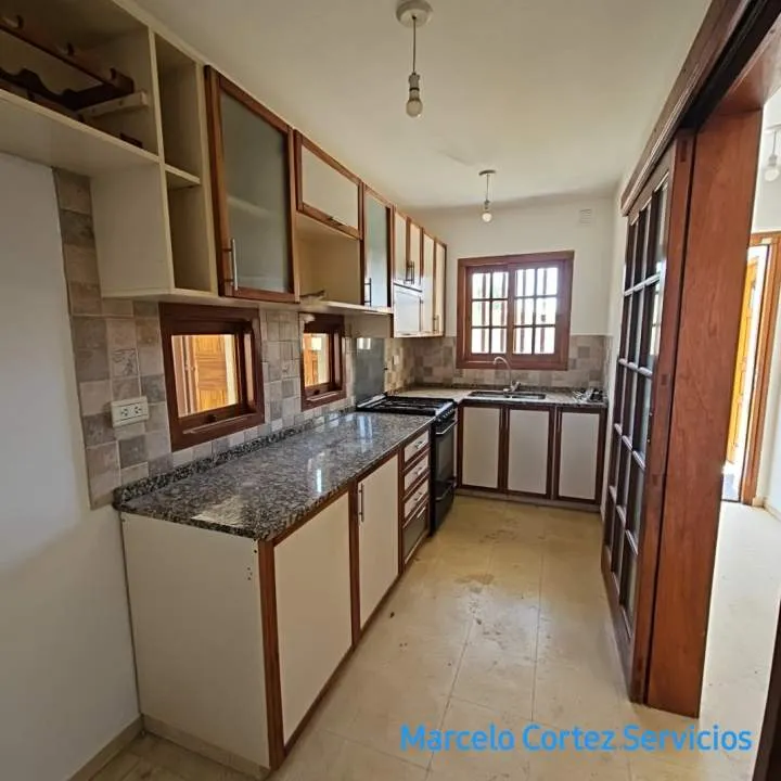 CASA EN VENTA - UBICADA EN CALLE JUAN B JUSTO 925, RIO CUARTO