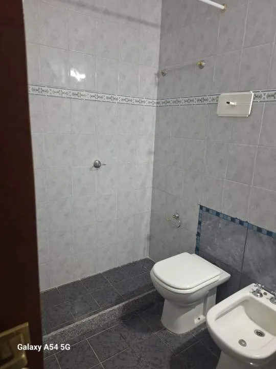 CASA EN VENTA - 3 DORMITORIOS - dir. Juan B. Justo 991
