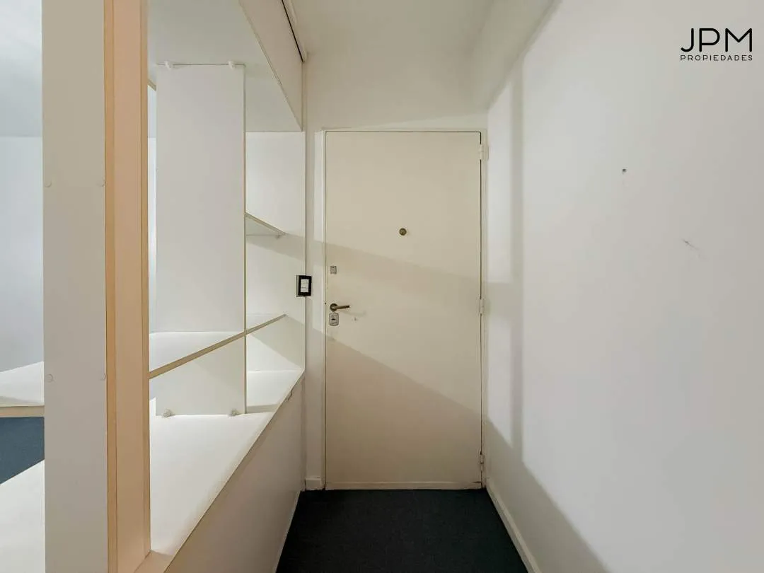 MANSILLA al 3400, ALTO PALERMO. Venta de 1 ambiente con PATIO cubierto, a metros del Alto Palermo
