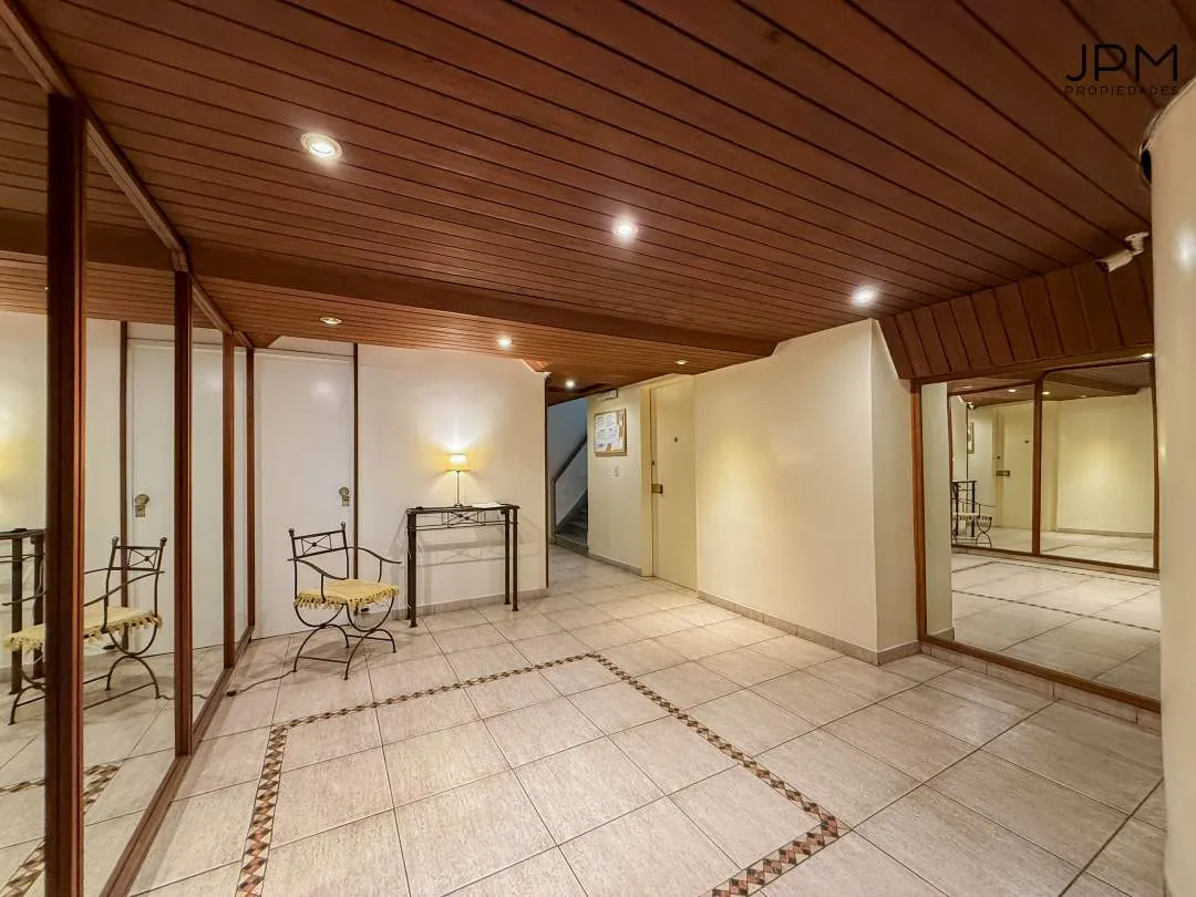 MANSILLA al 3400, ALTO PALERMO. Venta de 1 ambiente con PATIO cubierto, a metros del Alto Palermo