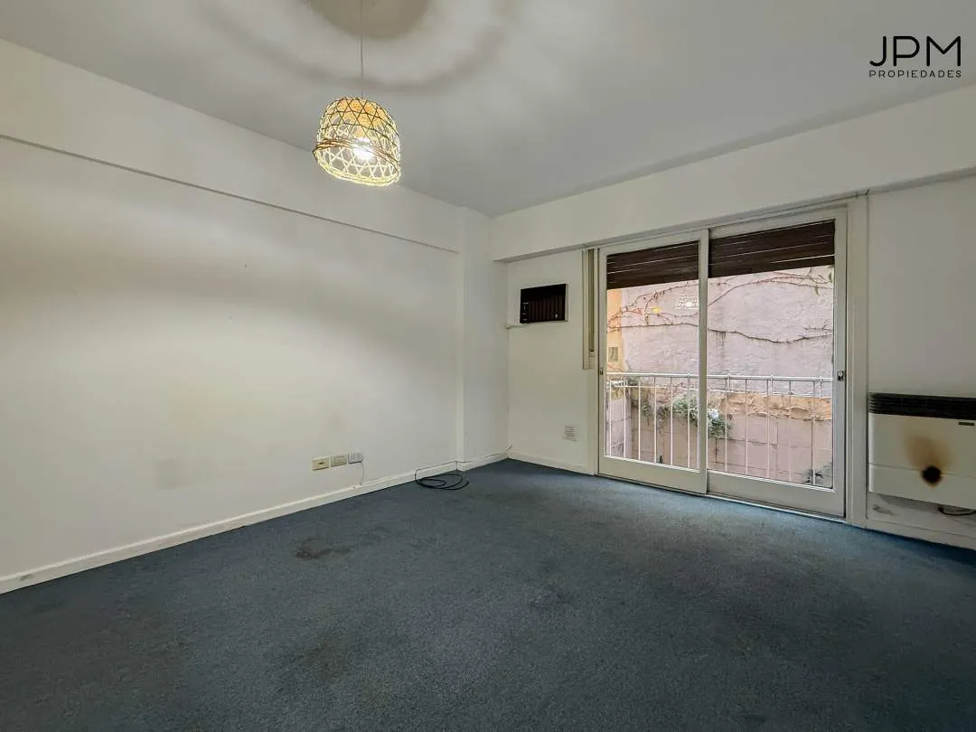 MANSILLA al 3400, ALTO PALERMO. Venta de 1 ambiente con PATIO cubierto, a metros del Alto Palermo