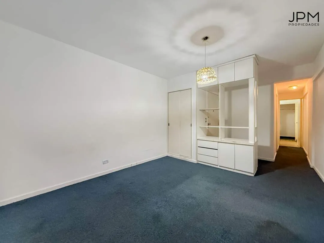 MANSILLA al 3400, ALTO PALERMO. Venta de 1 ambiente con PATIO cubierto, a metros del Alto Palermo