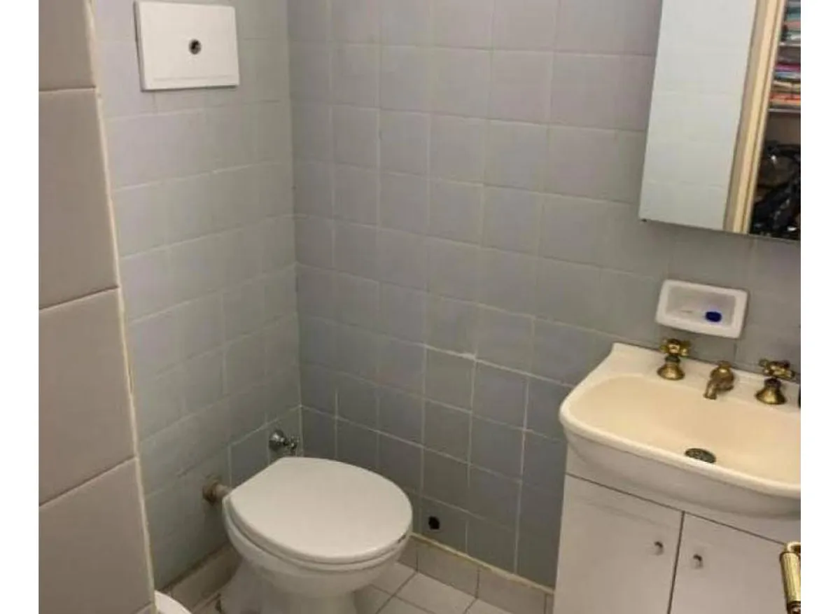 Venta De Oficina De 3 Ambientes, Sobre Av. Córdoba (1 Cuadra