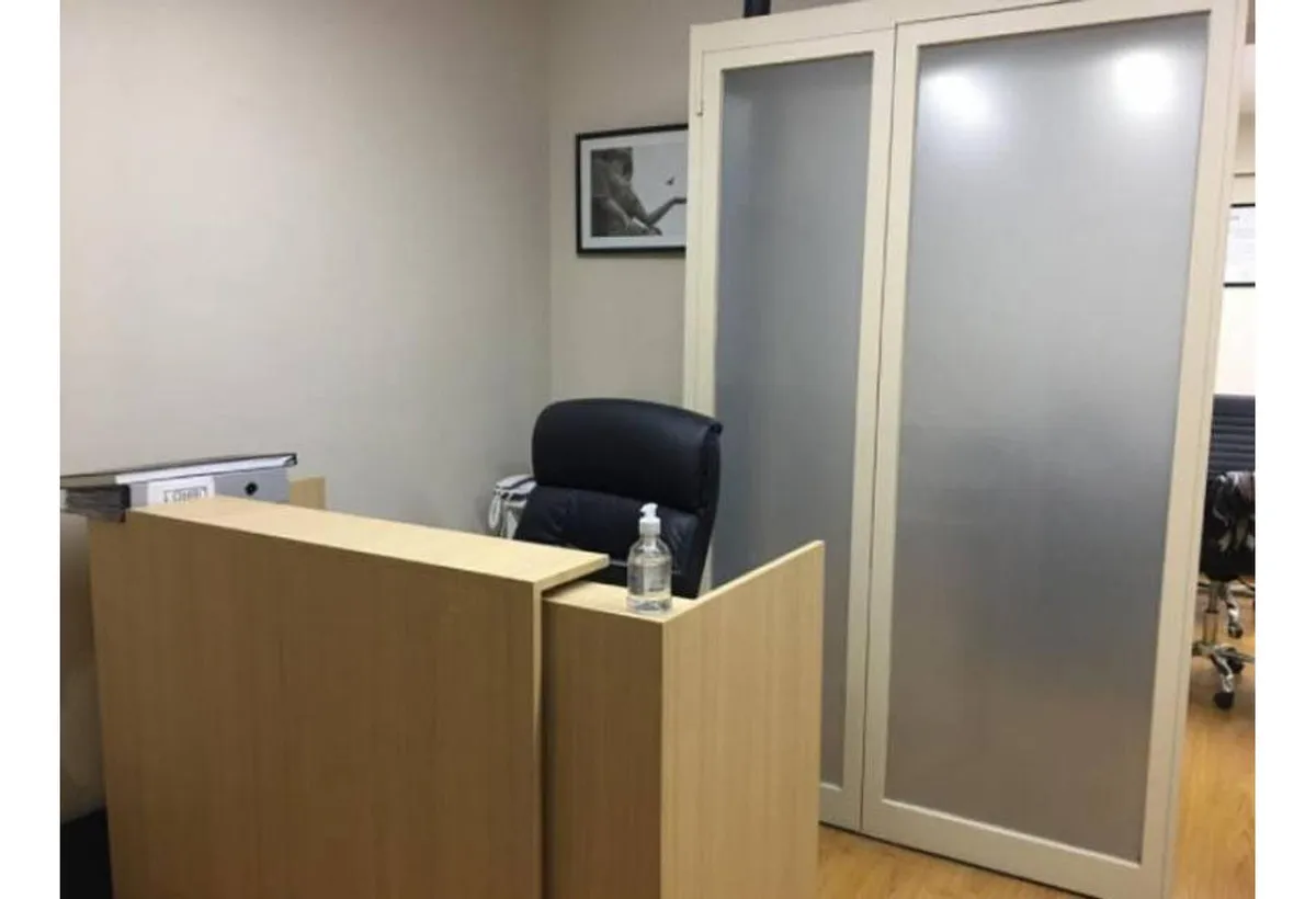 Venta De Oficina De 3 Ambientes, Sobre Av. Córdoba (1 Cuadra