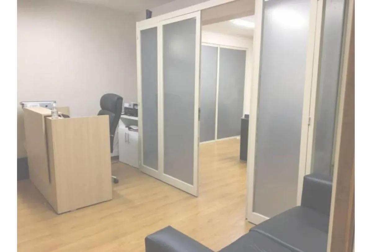 Venta De Oficina De 3 Ambientes, Sobre Av. Córdoba (1 Cuadra