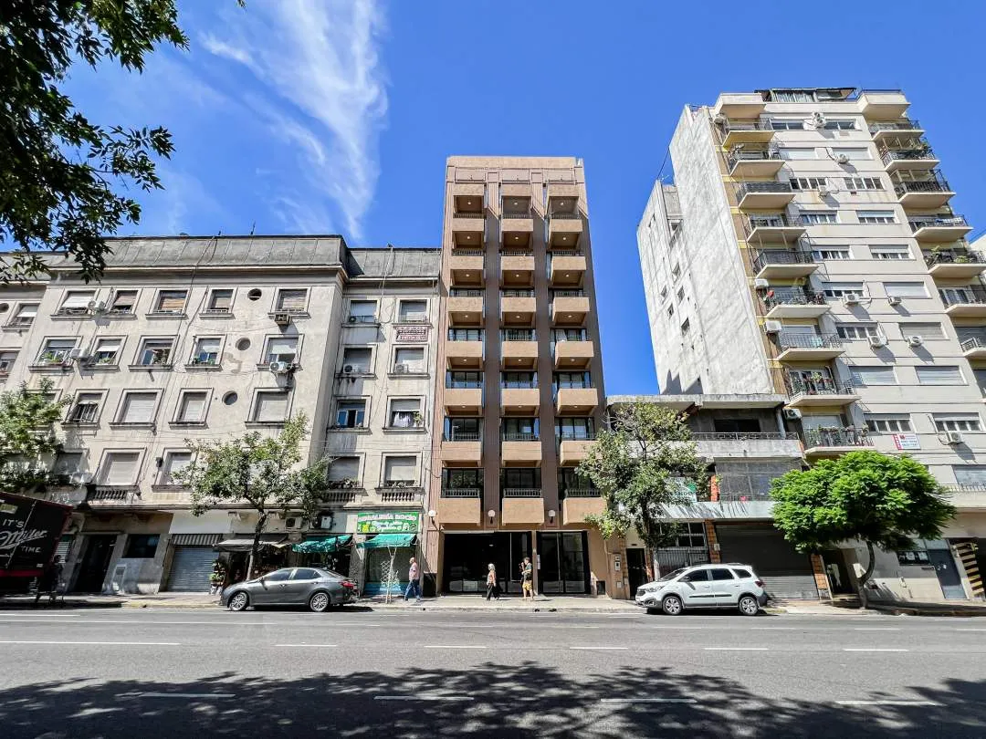 AV, SAN JUAN 400, SAN TELMO, Alquiler temporal Departamento 1 Ambiente con Balcón y Piscina