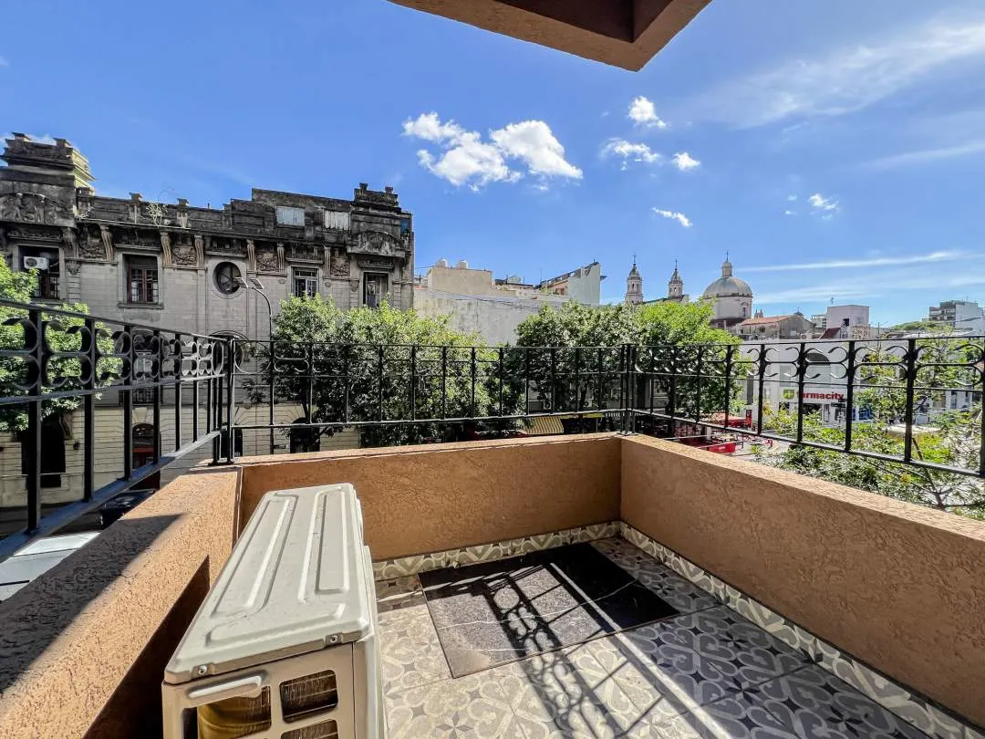 AV, SAN JUAN 400, SAN TELMO, Alquiler temporal Departamento 1 Ambiente con Balcón y Piscina