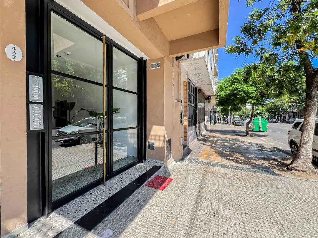 AV, SAN JUAN 400, SAN TELMO, Alquiler temporal Departamento 1 Ambiente con Balcón y Piscina