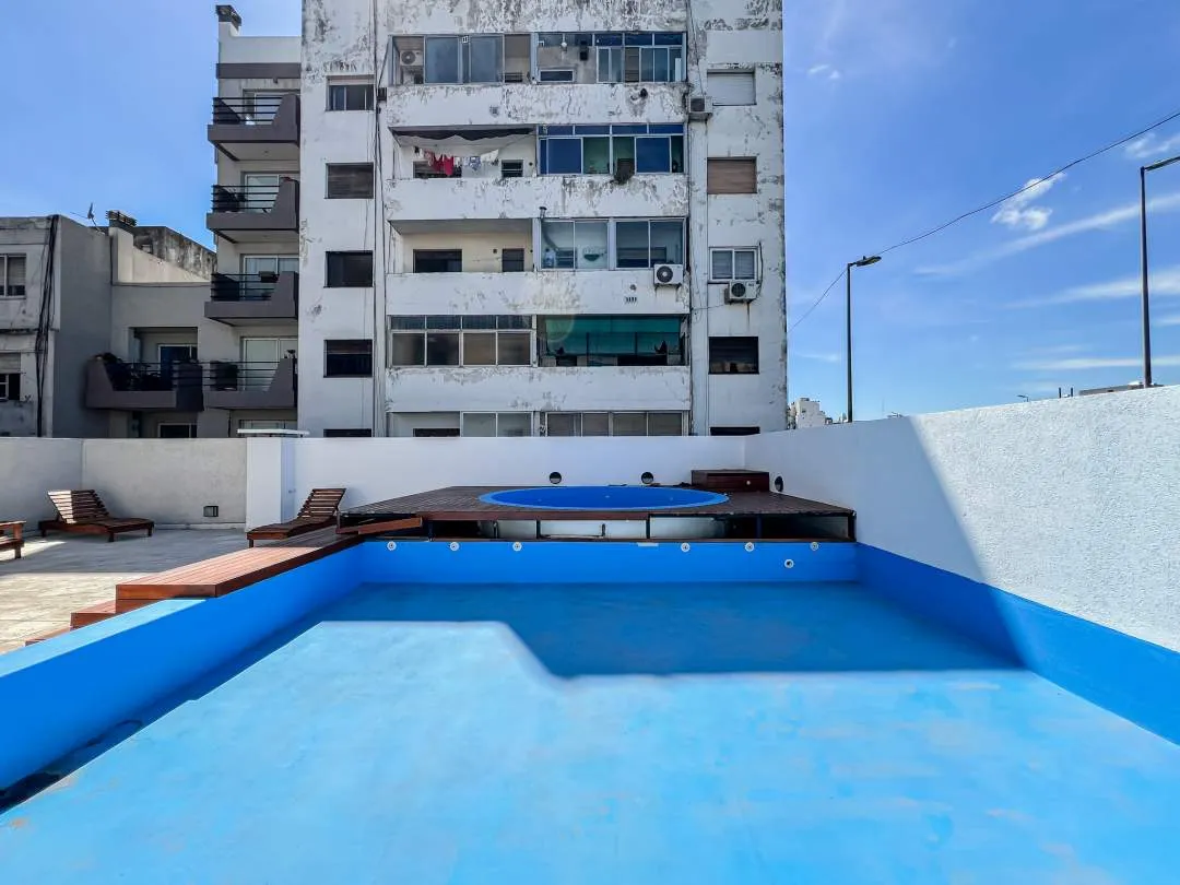 AV, SAN JUAN 400, SAN TELMO, Alquiler temporal Departamento 1 Ambiente con Balcón y Piscina