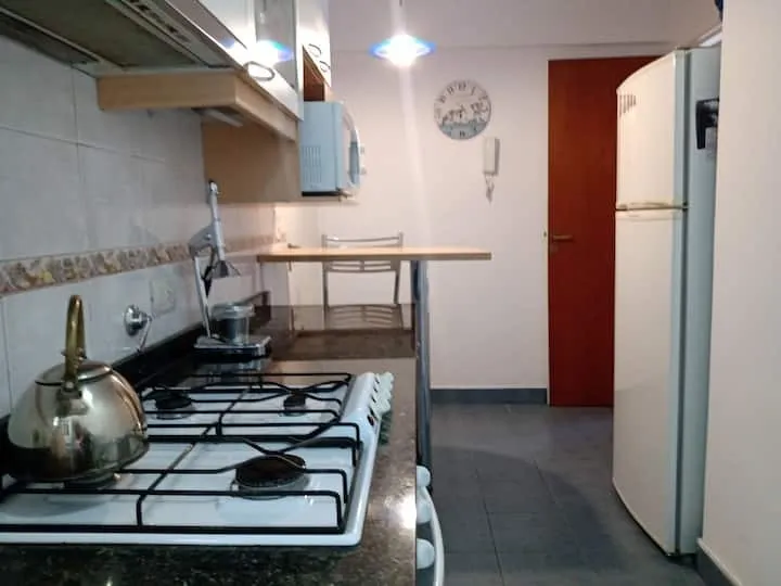 Departamento 3 Ambientes Con Balcón - Recoleta