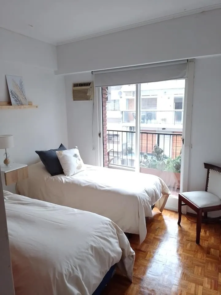 Departamento 3 Ambientes Con Balcón - Recoleta