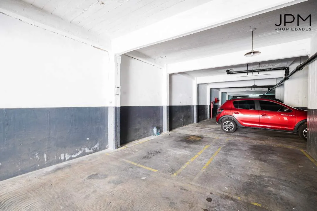 GUAYAQUIL 800, CABALLITO, Venta 4 ambientes c/cochera fija cubierta