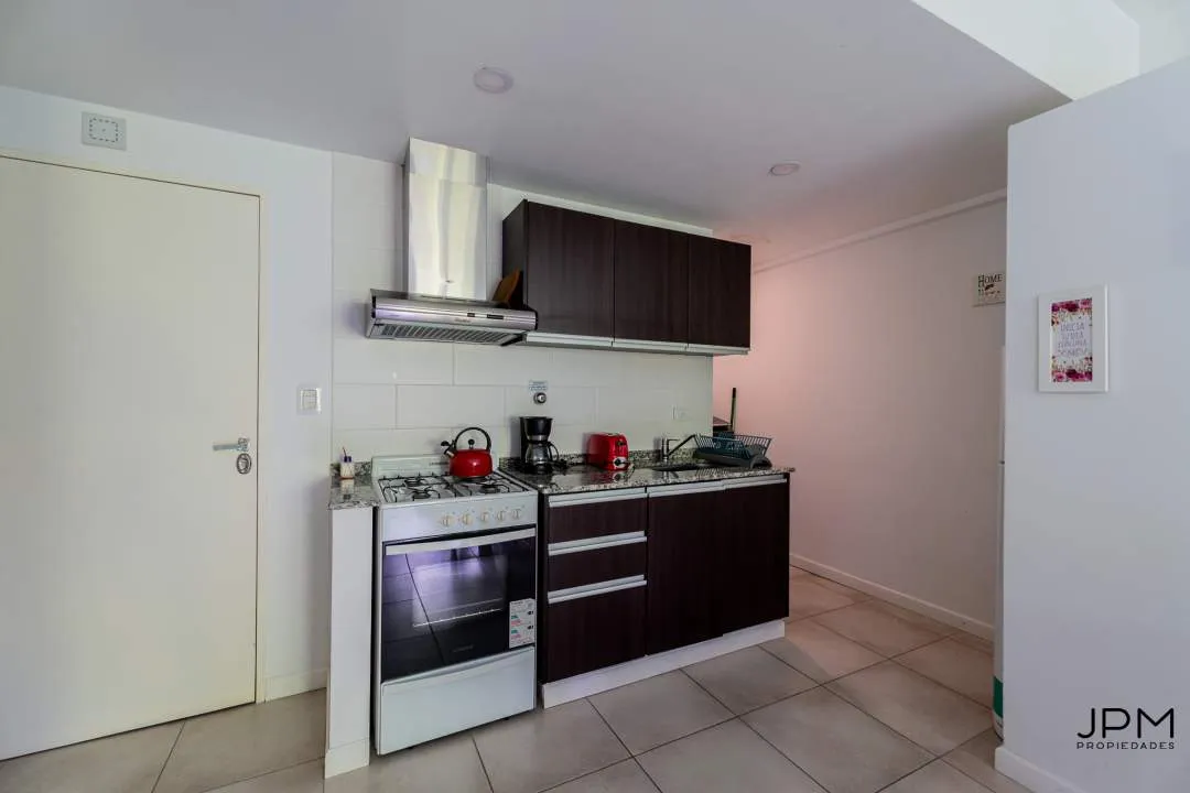 MURILLO al 900, VILLA CRESPO. Venta  de Gran Monoambiente con balcón