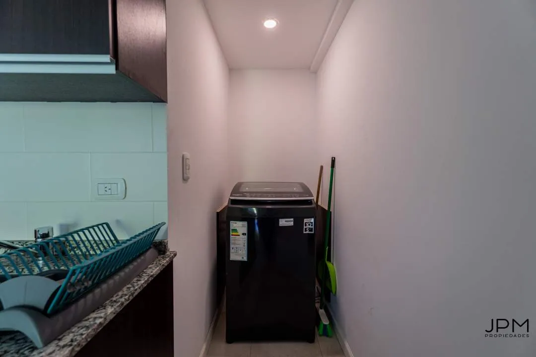 MURILLO al 900, VILLA CRESPO. Venta  de Gran Monoambiente con balcón