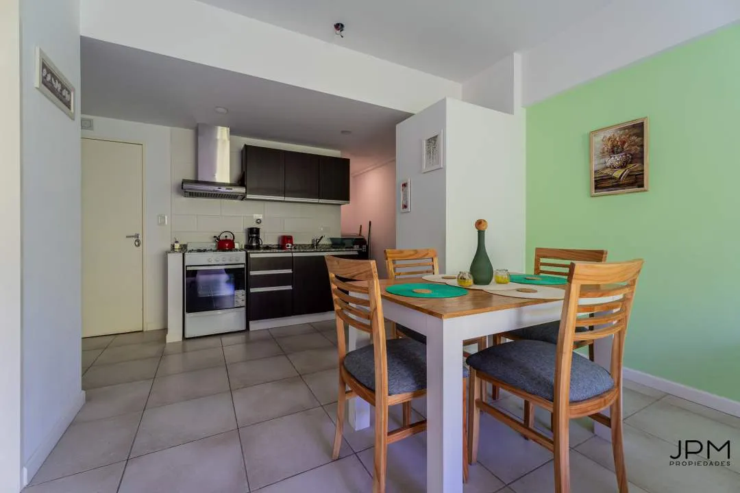 MURILLO al 900, VILLA CRESPO. Venta  de Gran Monoambiente con balcón