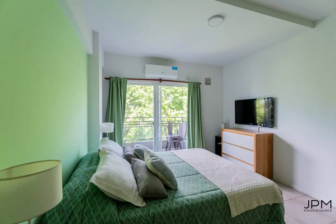 MURILLO al 900, VILLA CRESPO. Venta  de Gran Monoambiente con balcón