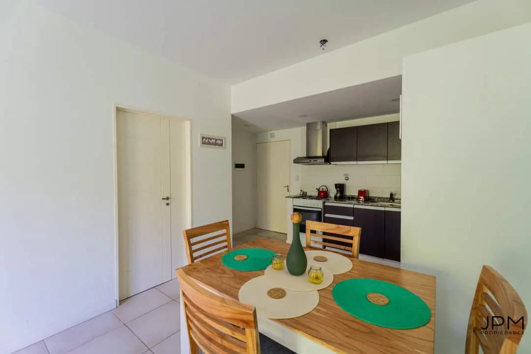 MURILLO al 900, VILLA CRESPO. Venta  de Gran Monoambiente con balcón
