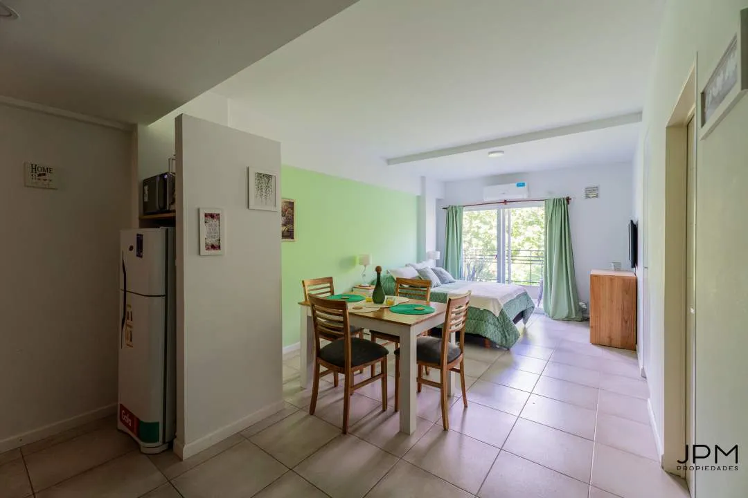 MURILLO al 900, VILLA CRESPO. Venta  de Gran Monoambiente con balcón
