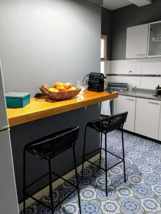Excelente 2 ambientes en Superi y El Cano, super comodo y moderno.