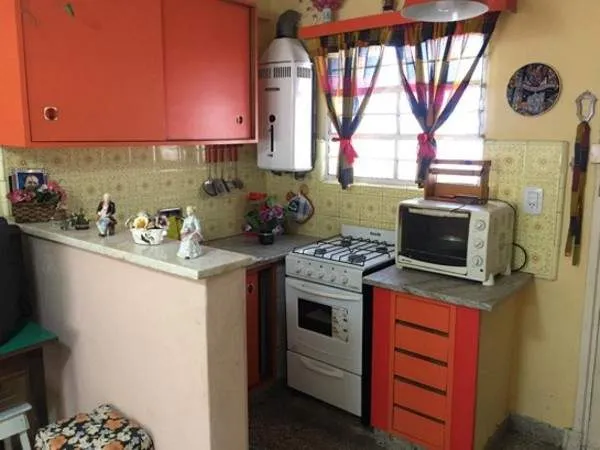 OPORTUNIDAD - CASA 3 AMBIENTES - VENDIDO -