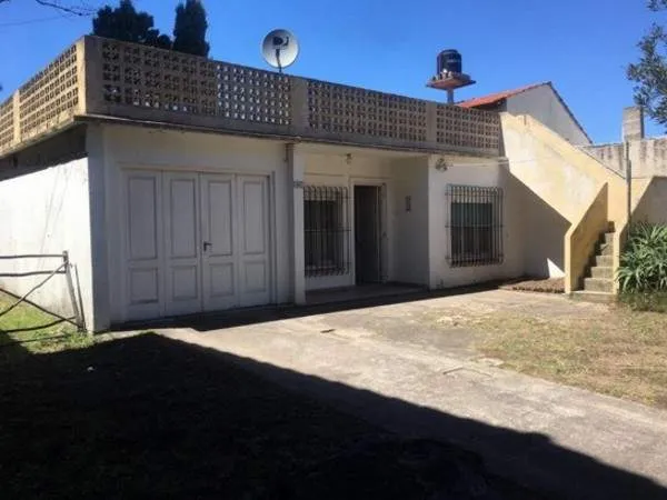 OPORTUNIDAD - CASA 3 AMBIENTES - VENDIDO -