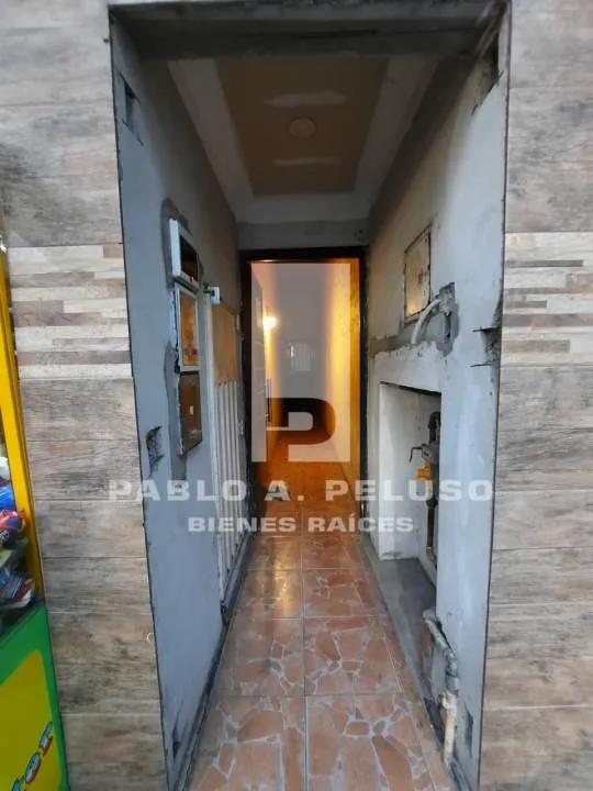 LOCAL Y 2 DEPARTAMENTOS. MERLO. ZONA OESTE. BUENOS AIRES