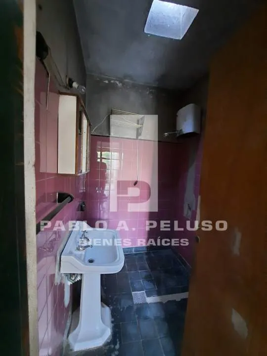 VENTA DOS CASAS, 2 Y 3 AMBIENTES. LIBERTAD, MERLO. ZONA OESTE. BUENOS AIRES