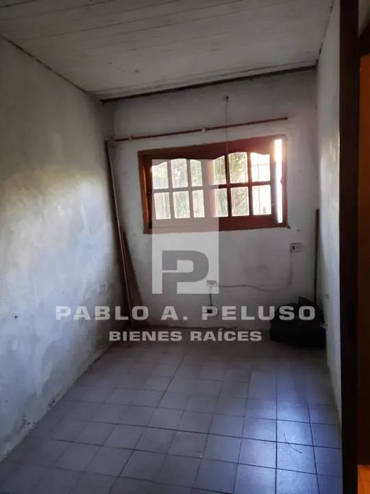 VENTA DOS CASAS, 2 Y 3 AMBIENTES. LIBERTAD, MERLO. ZONA OESTE. BUENOS AIRES