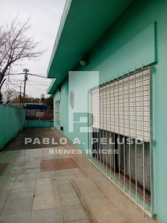 VENTA CASA 3 AMBIENTES. CASTELAR SUR, MORÓN. ZONA OESTE. BUENOS AIRES